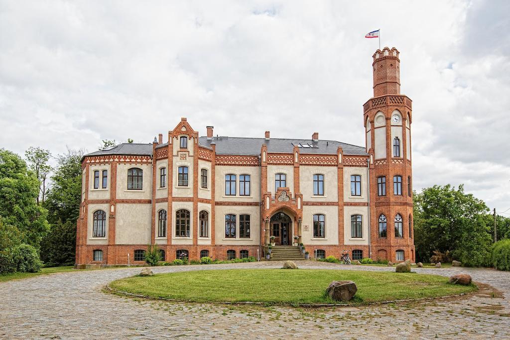 Hotel Schloss Gamehl Benz  Exteriör bild